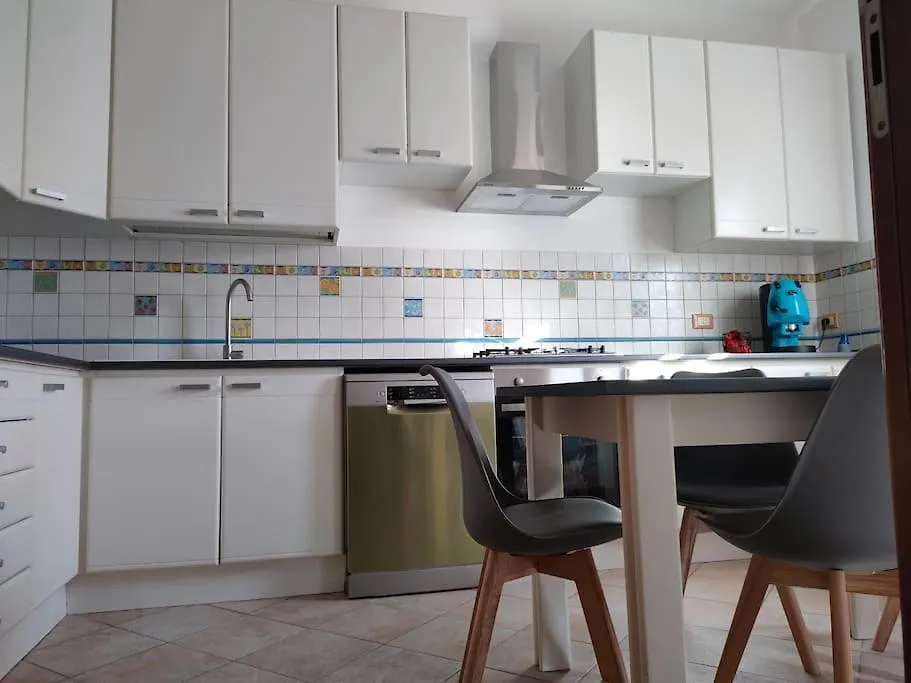 D'Amelio Sweet Home Palermo