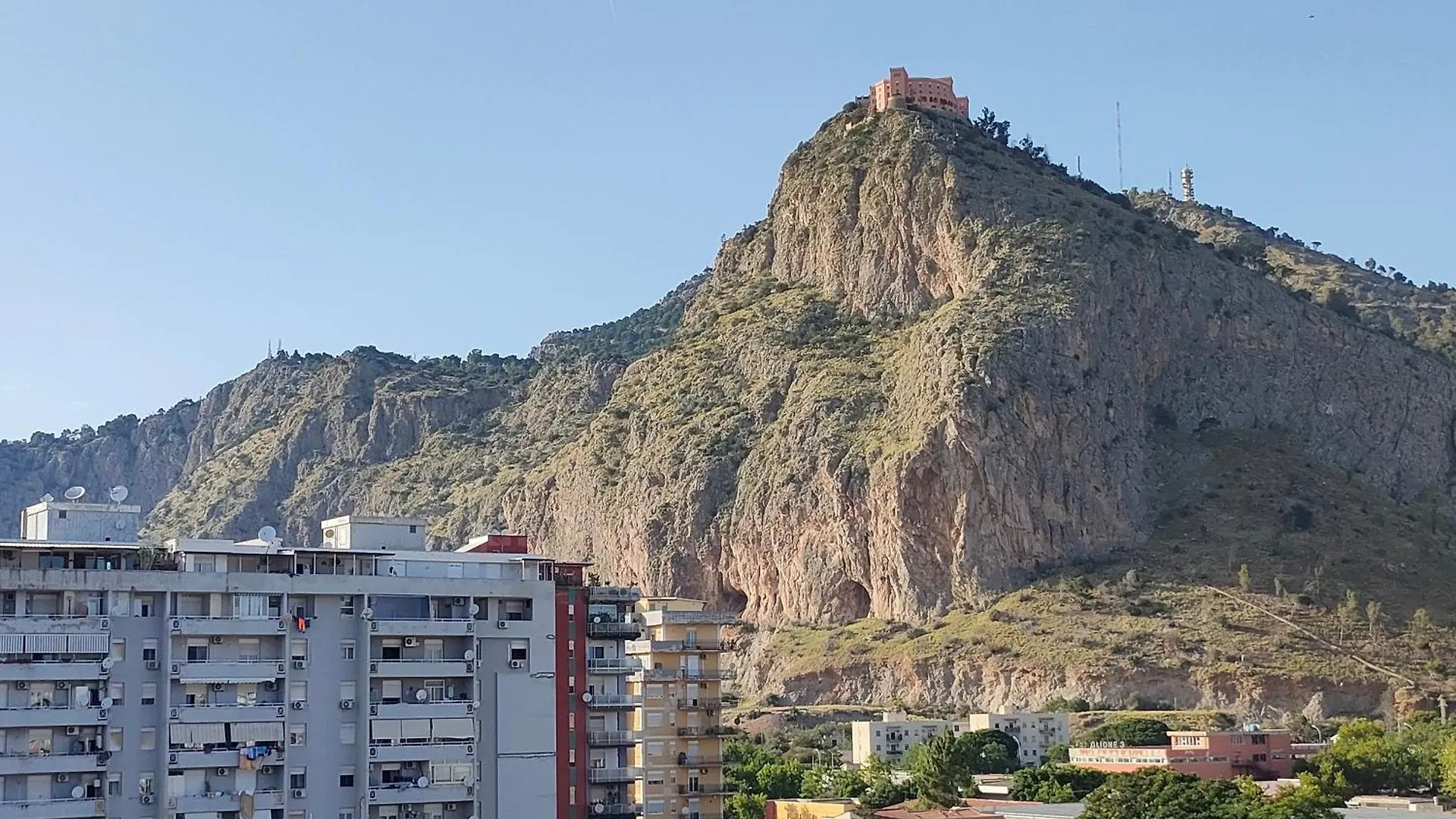 D'Amelio Sweet Home Palermo Italy